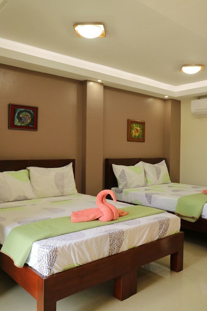 Hostal Ea Apartelle - Metro Vigan