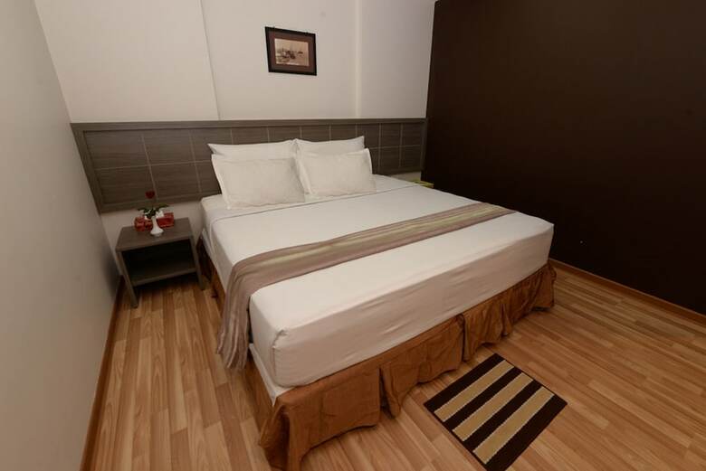 Min Nandar Garden Hotel
