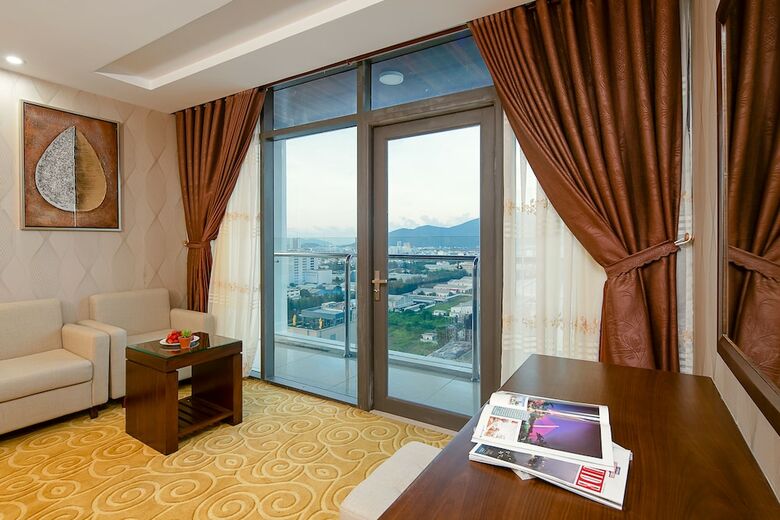 Luxtery Hotel