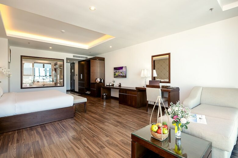 Luxtery Hotel