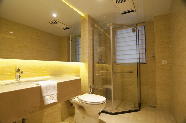 Aparthotel Home Plus Suite Hotel And Apartment