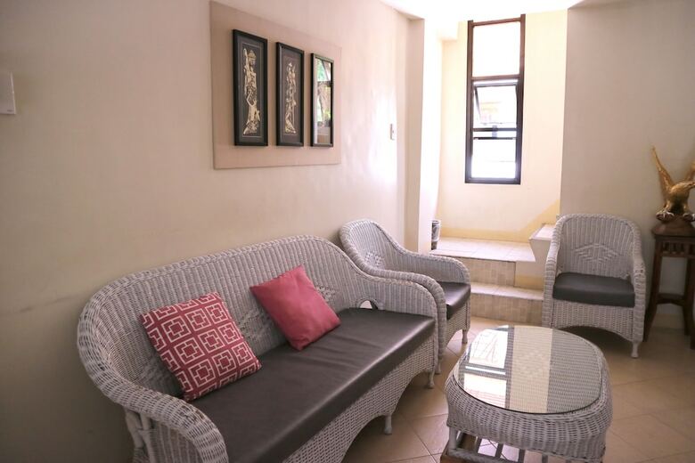 Hotel Metro Vigan Inn