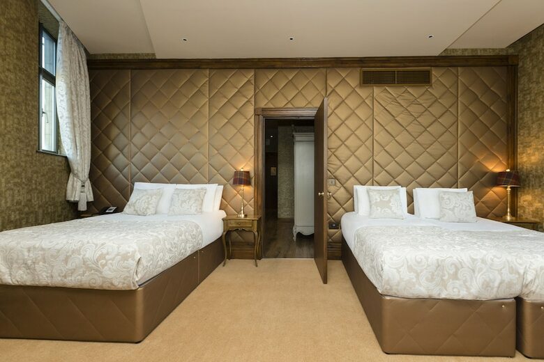Signature Living At The Shankly Hotel
