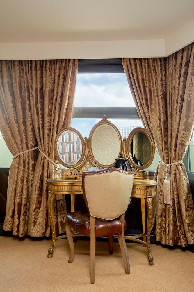 Signature Living At The Shankly Hotel