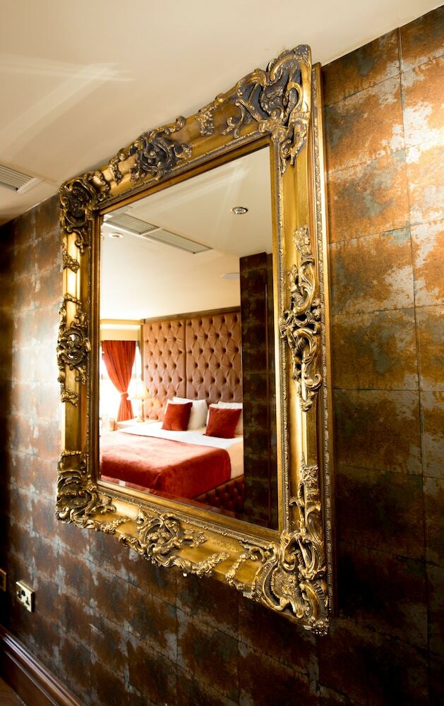 Signature Living At The Shankly Hotel