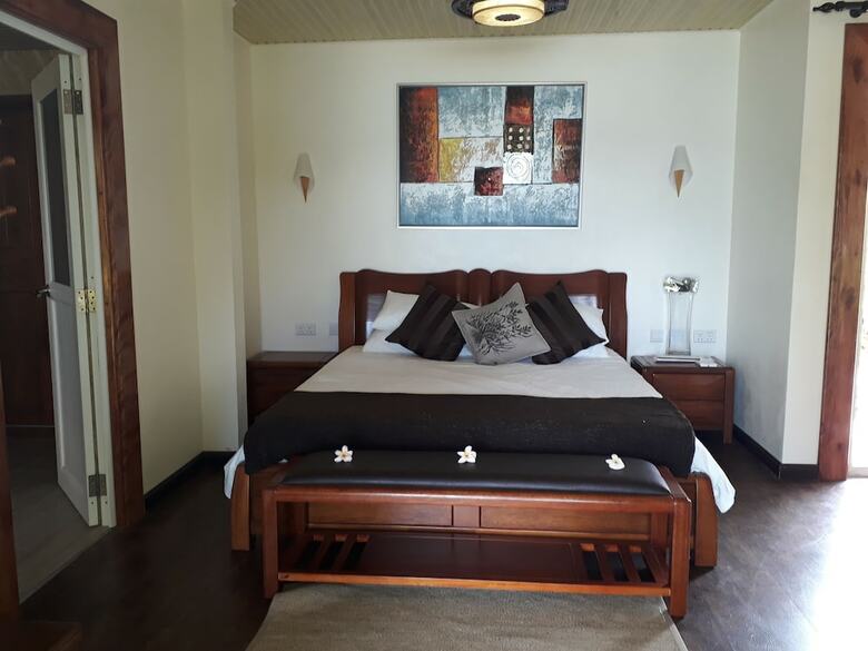 Hotel La Digue Luxury Beach Bungalow