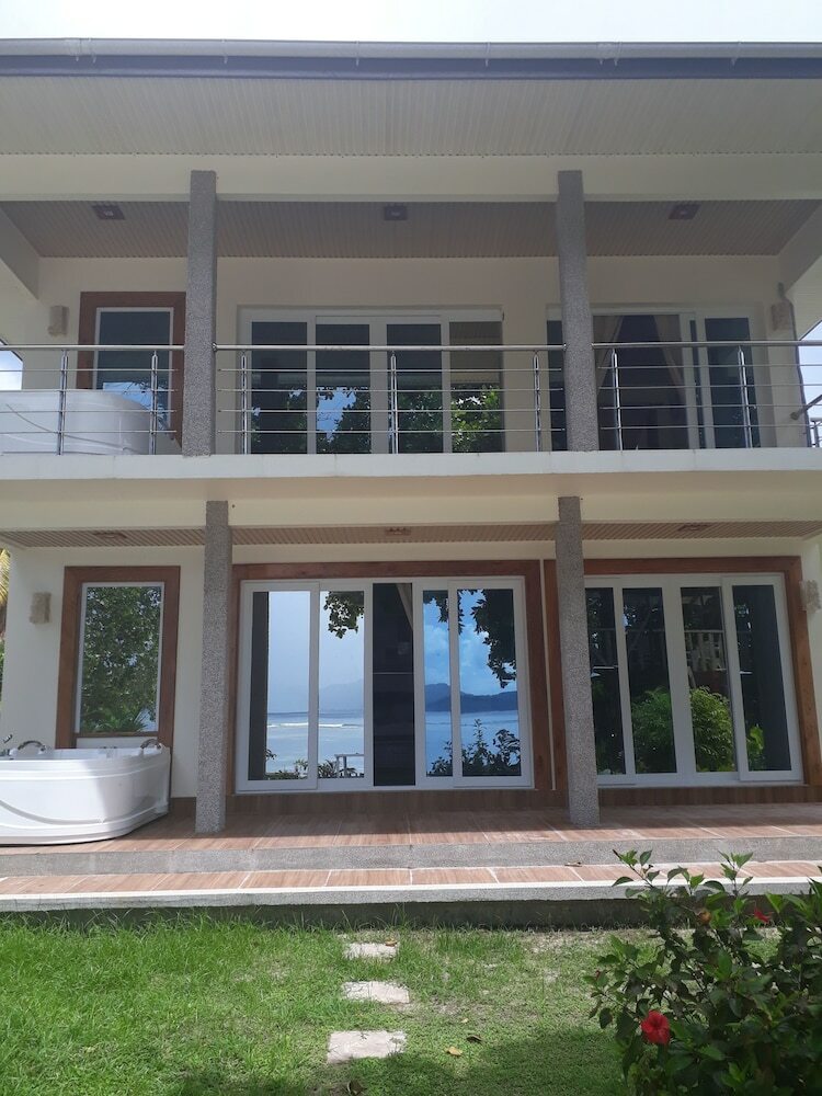 Hotel La Digue Luxury Beach Bungalow