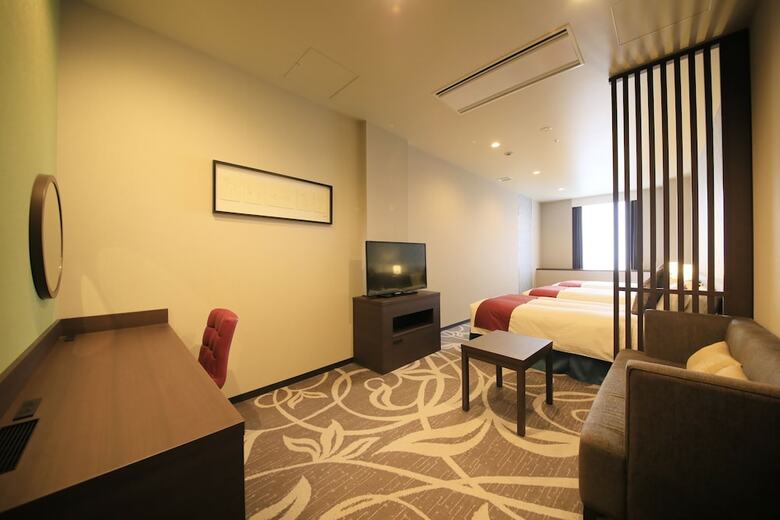 Quintessa Hotel Osaka Bay