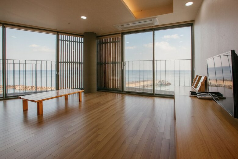 Healing Turn Condo