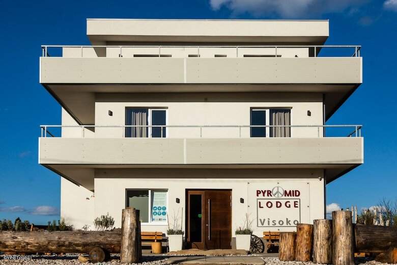 Posada Pyramid Lodge