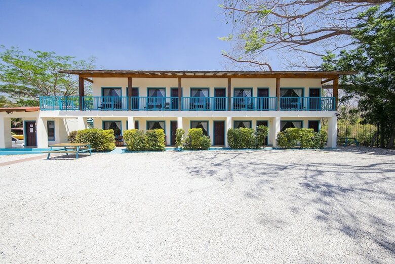 Hotel Cabinas Diversion Tropical
