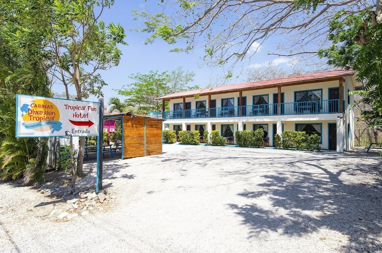 Hotel Cabinas Diversion Tropical