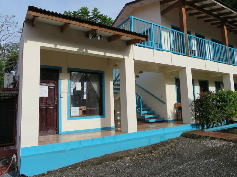 Hotel Cabinas Diversion Tropical
