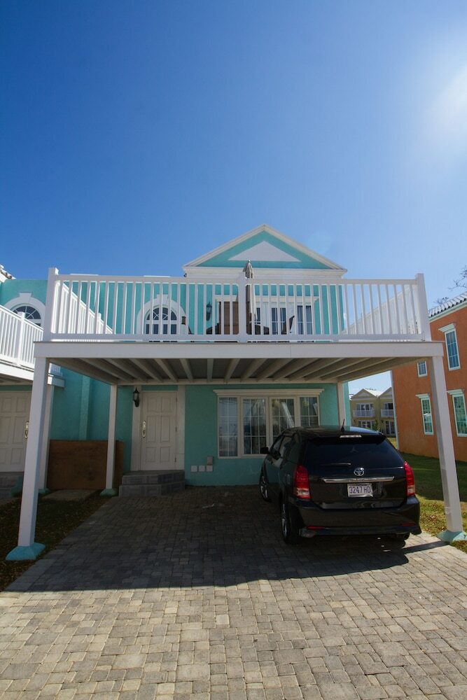 Apartamento Little Bay Country Club Resort Complex