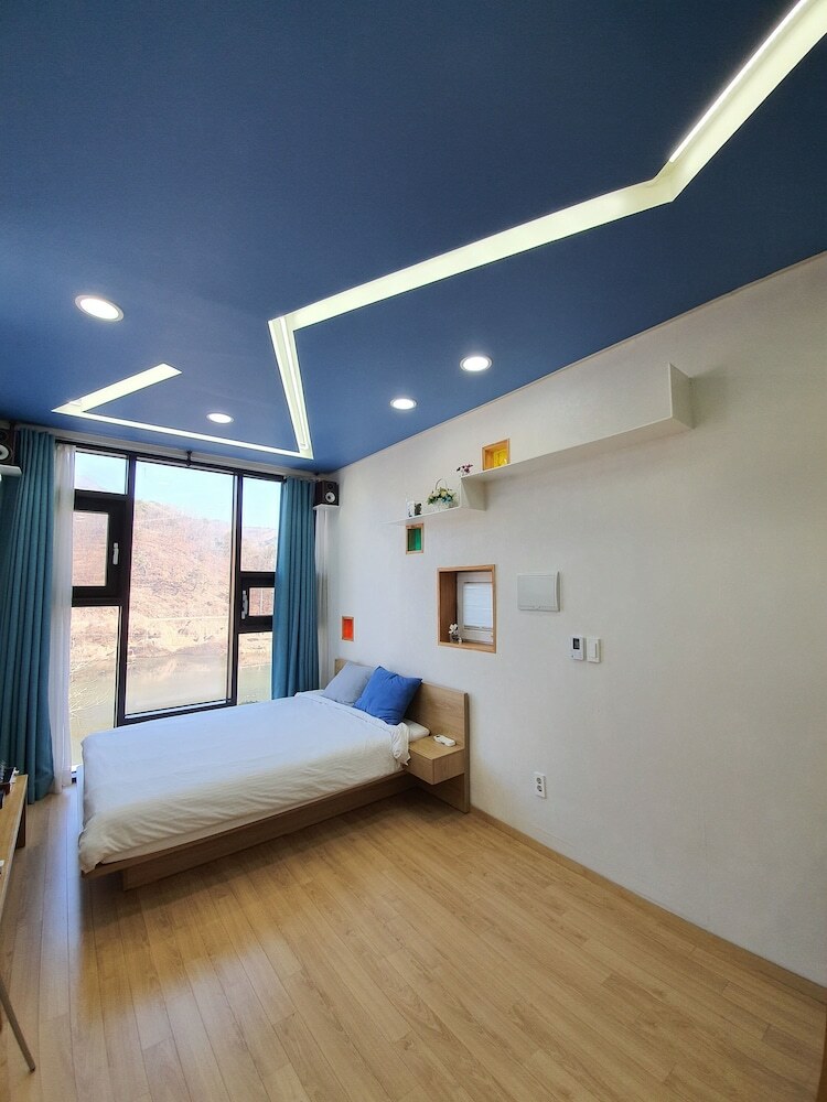 Noilriver Pension