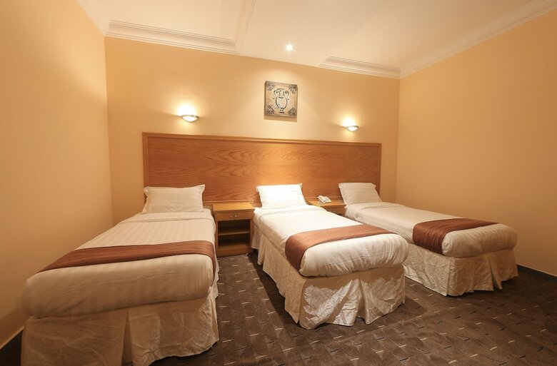 Snood Alazizyh Hotel