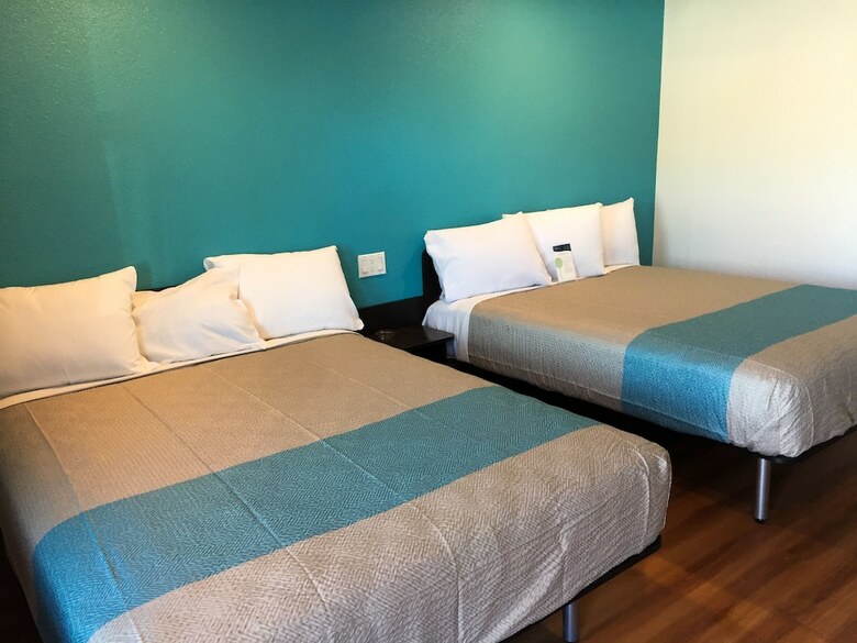 Motel 6 San Bernardino, Ca - Downtown