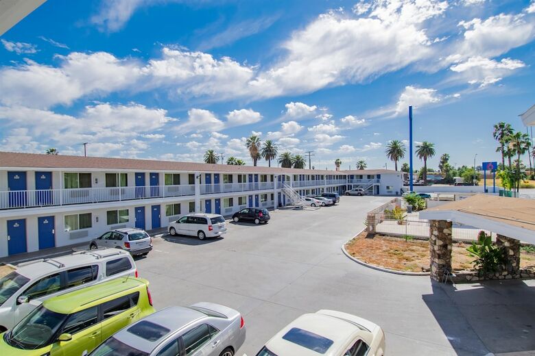 Motel 6 San Bernardino, Ca - Downtown