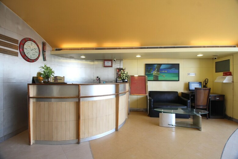Hotel Lohias Delhi Airport