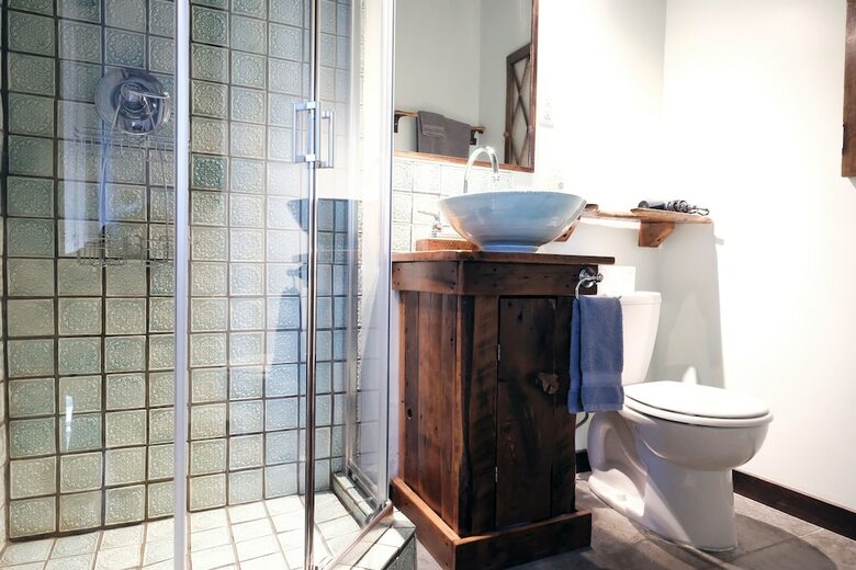 Hotel Owl's Nest Suites
