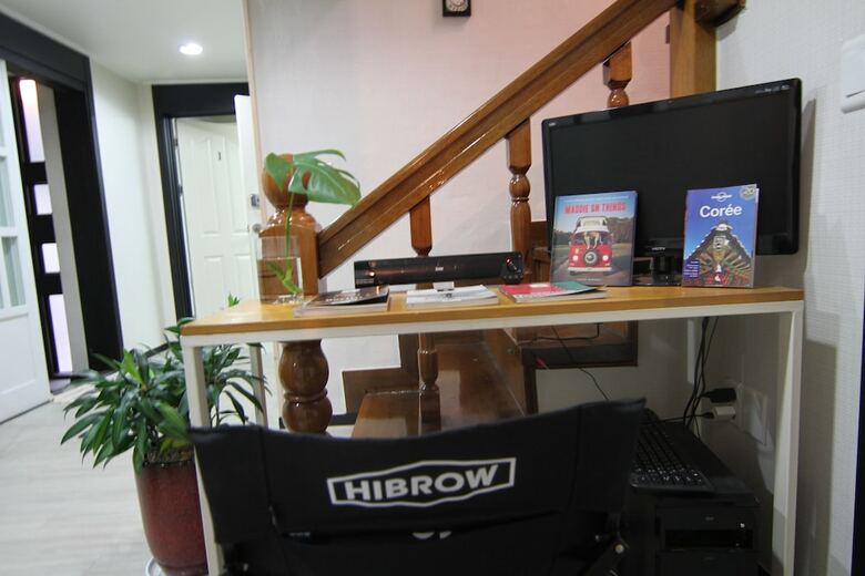 Hostal Mathilda The Guest House - Hostel