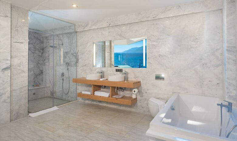 Hotel Mandalina Luxury Suites