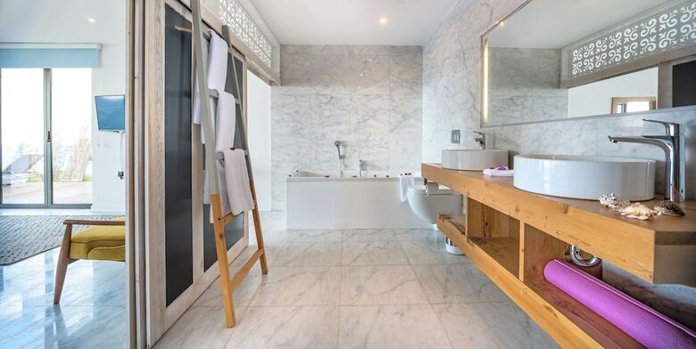 Hotel Mandalina Luxury Suites