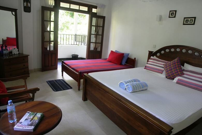 Aparthotel Riverside Homestay Apartments