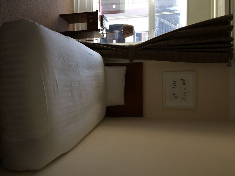 Posada Brogans Bar & Guesthouse