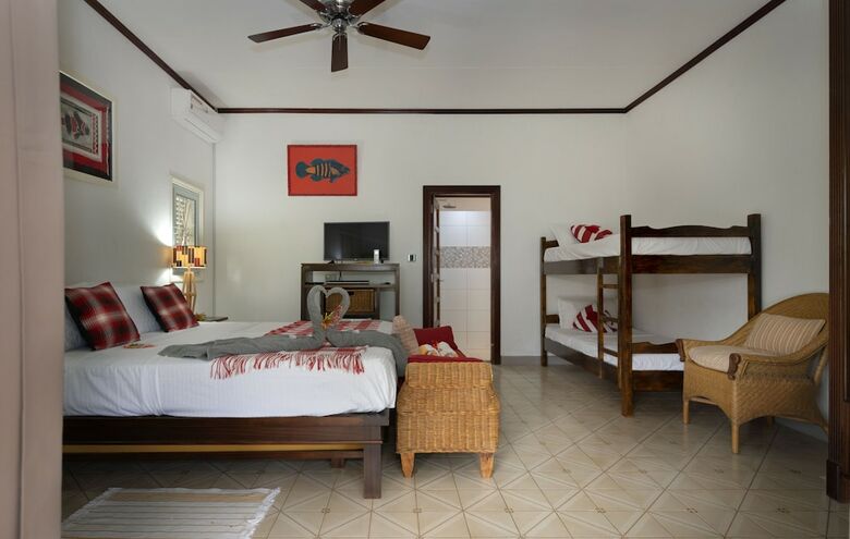 Hotel Auberge Chez Plume