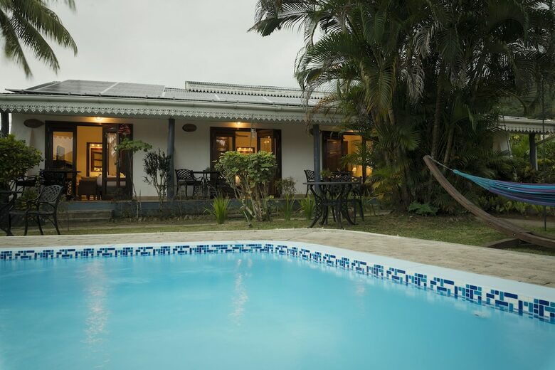 Hotel Auberge Chez Plume
