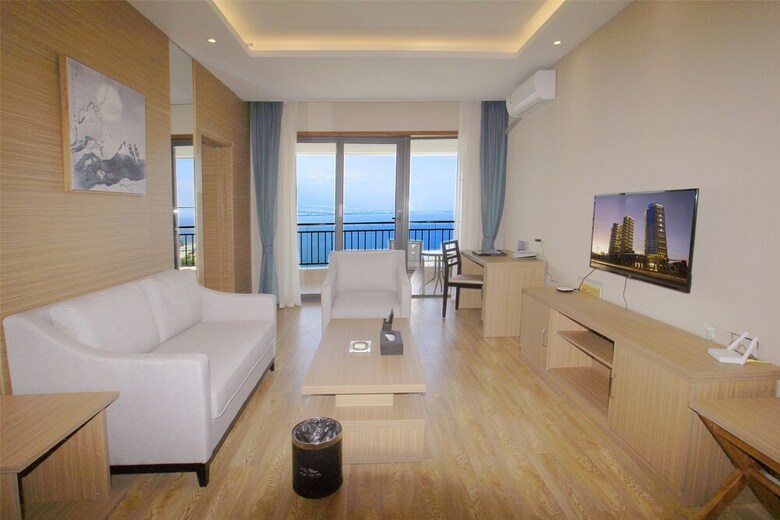 Er Hai Bay Holiday Hotel