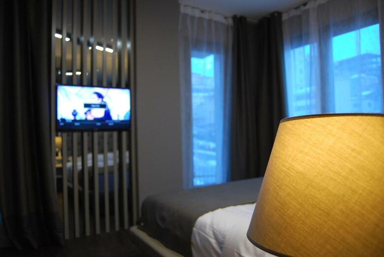 Hotel The City Suites