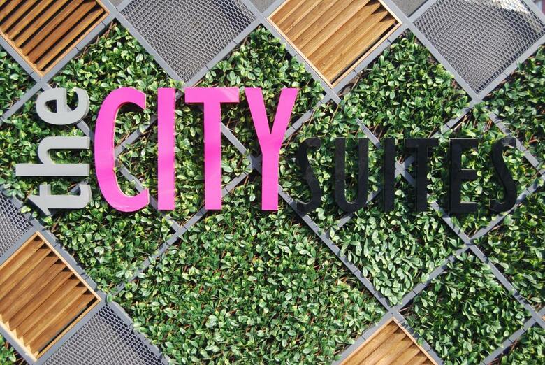 Hotel The City Suites
