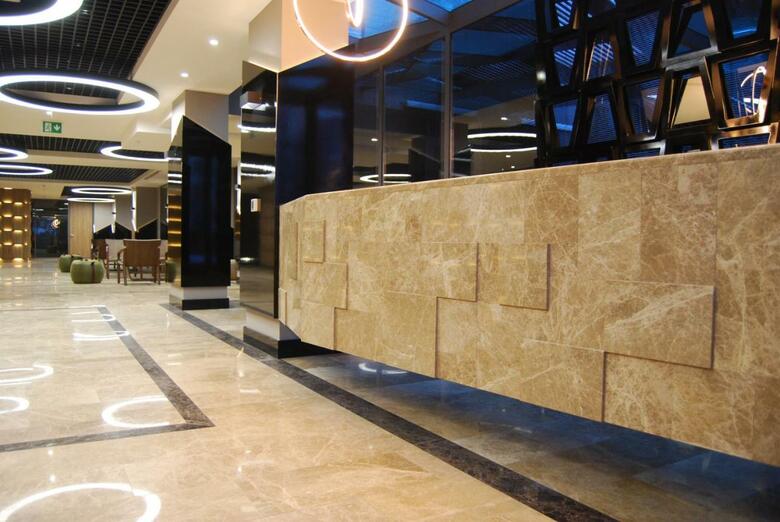 Hotel The City Suites
