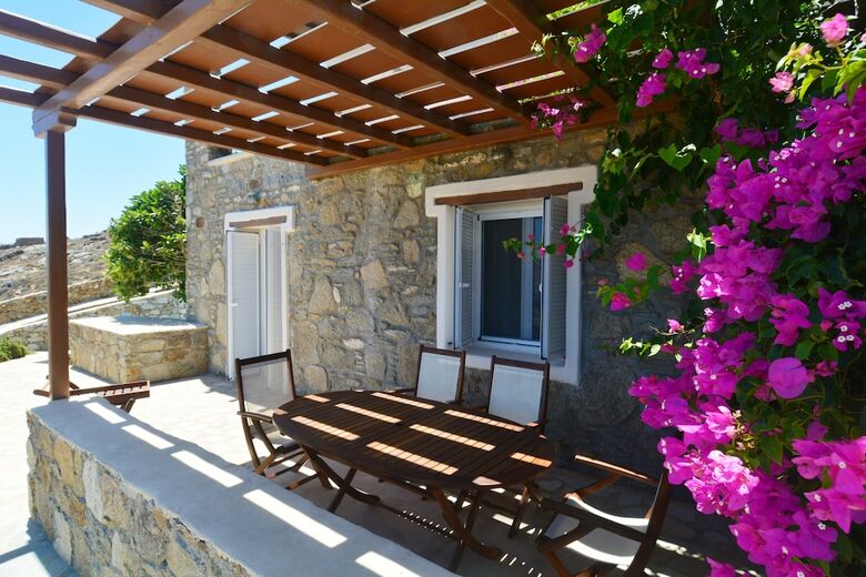 Villa Sea Breeze Panormos
