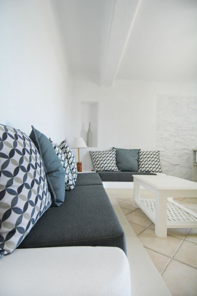 Villa Sea Breeze Panormos