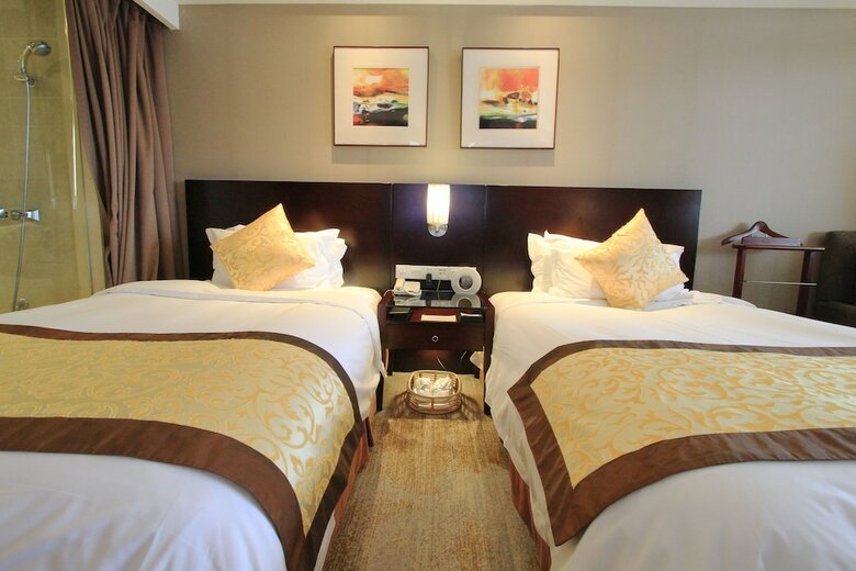 Greenland Jiulong Hotel