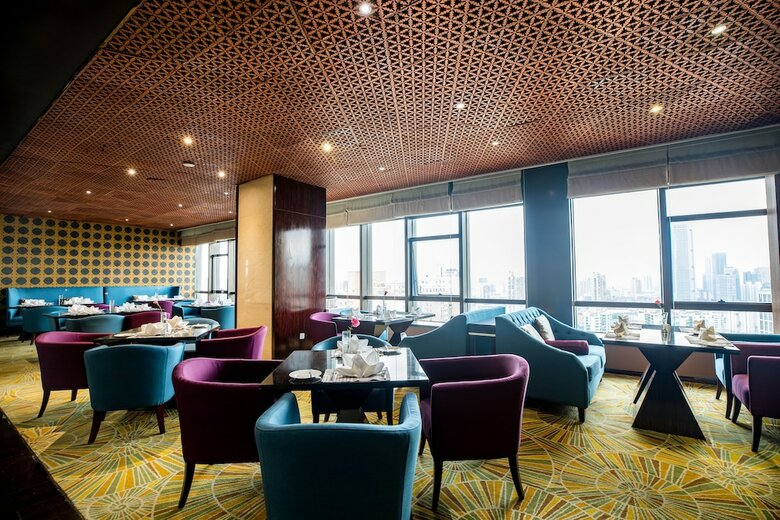 Greenland Jiulong Hotel