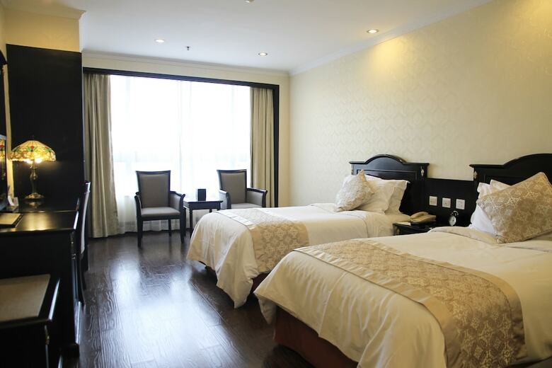 Greenland Jiulong Hotel
