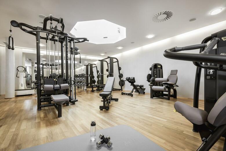Hotel Das Central - Alpine . Luxury . Life