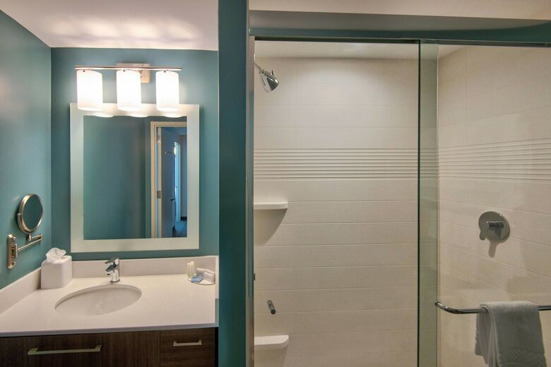 Hotel Towneplace Suites By Marriott Miami Airport