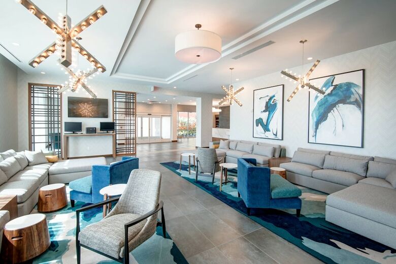 Hotel Towneplace Suites By Marriott Miami Airport
