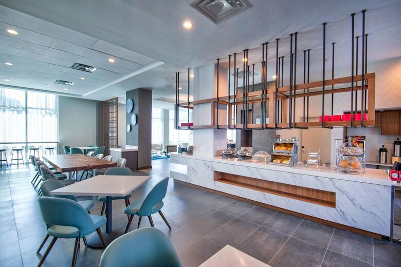 Hotel Towneplace Suites By Marriott Miami Airport