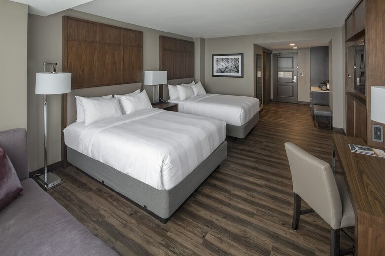 Hotel Omaha Marriott Downtown At The Capitol District
