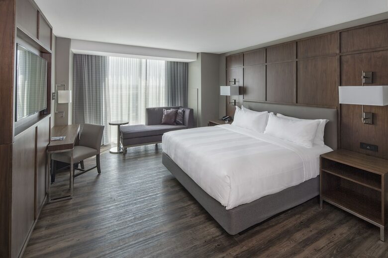 Hotel Omaha Marriott Downtown At The Capitol District