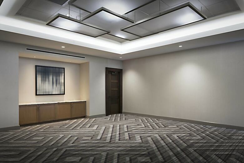 Hotel Omaha Marriott Downtown At The Capitol District
