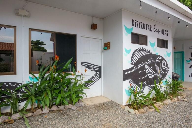Hostal Selina Jaco