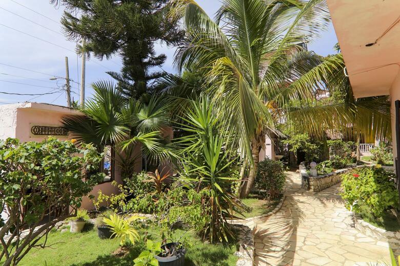 Hotel Home Sweet Home Resort