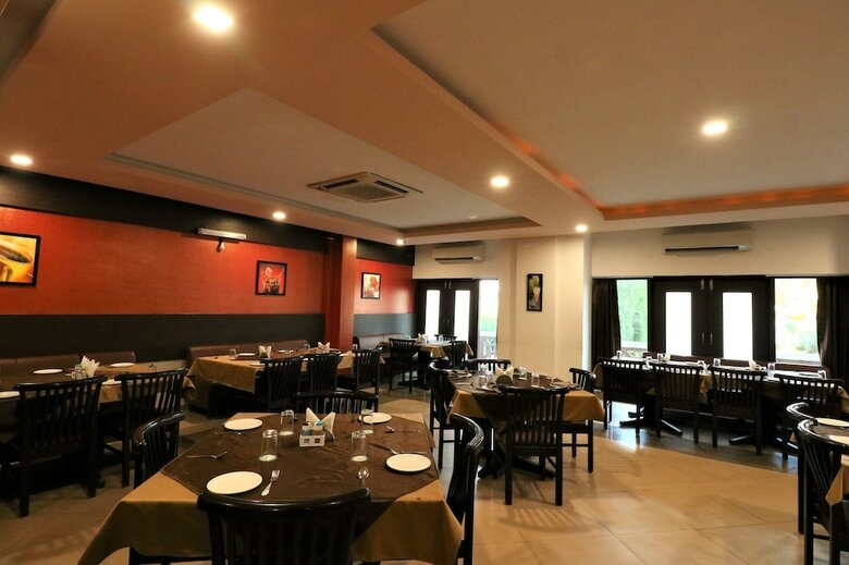 Hotel Goverdhan Greens Resort Dwarka